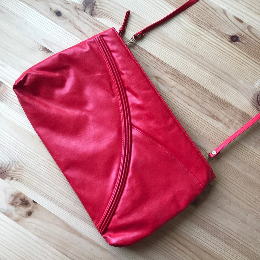Vintage red crossbody bag